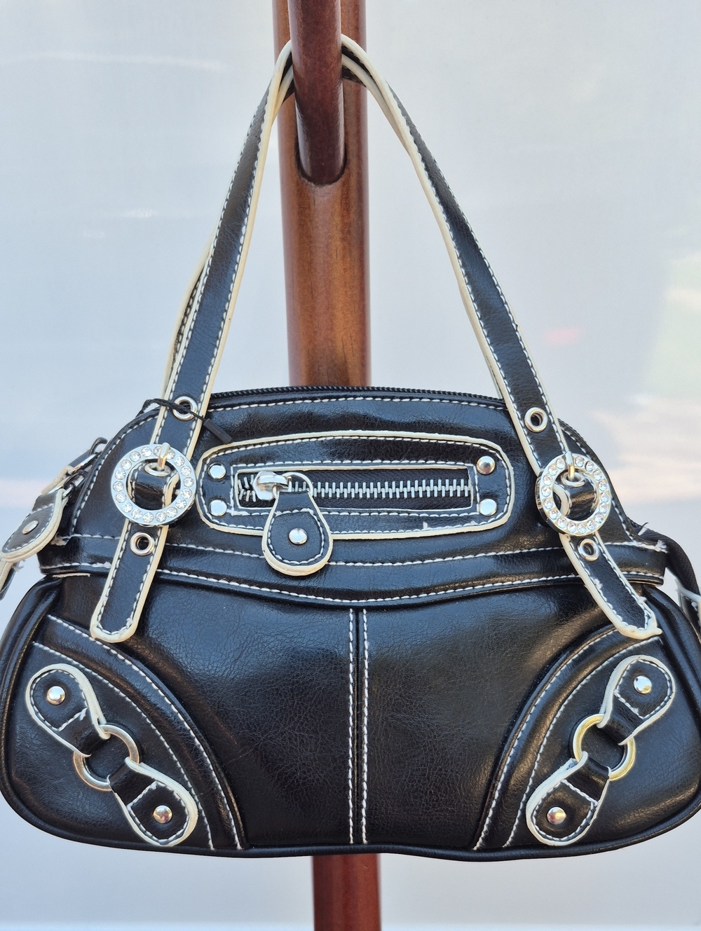 Vintage Y2K Black Women's Faux Leather Shoulder Bag with White Stitching